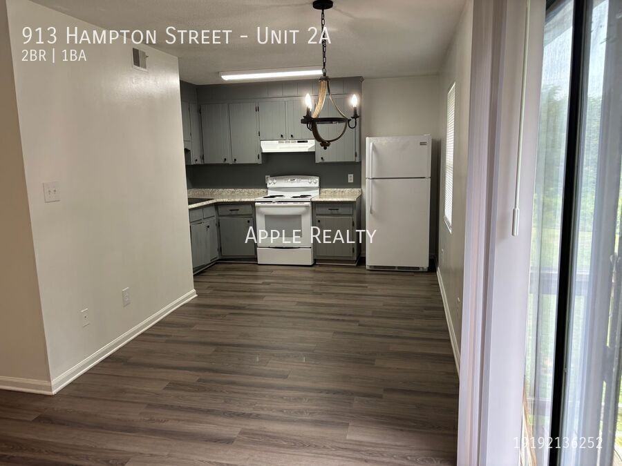 913 Hampton St #2A - Photo 4 of 12