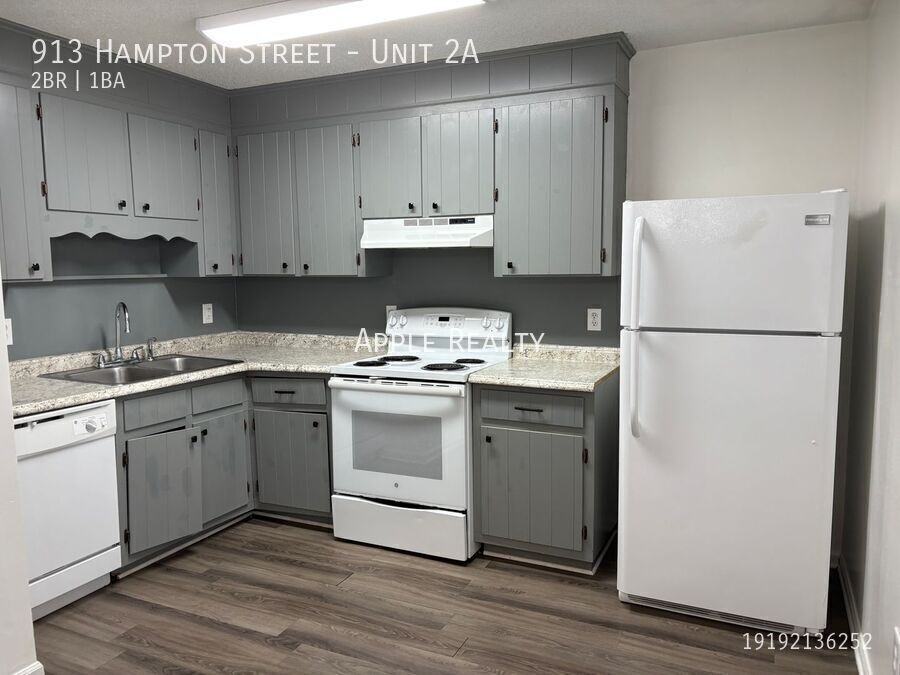 913 Hampton St #2A - Photo 5 of 12