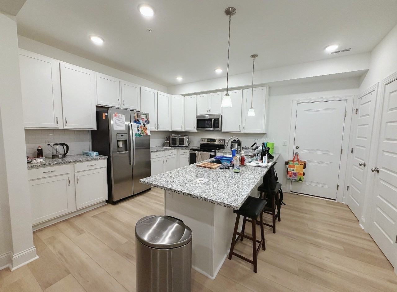 618 Market Grove Dr #100 - Photo 2 of 8