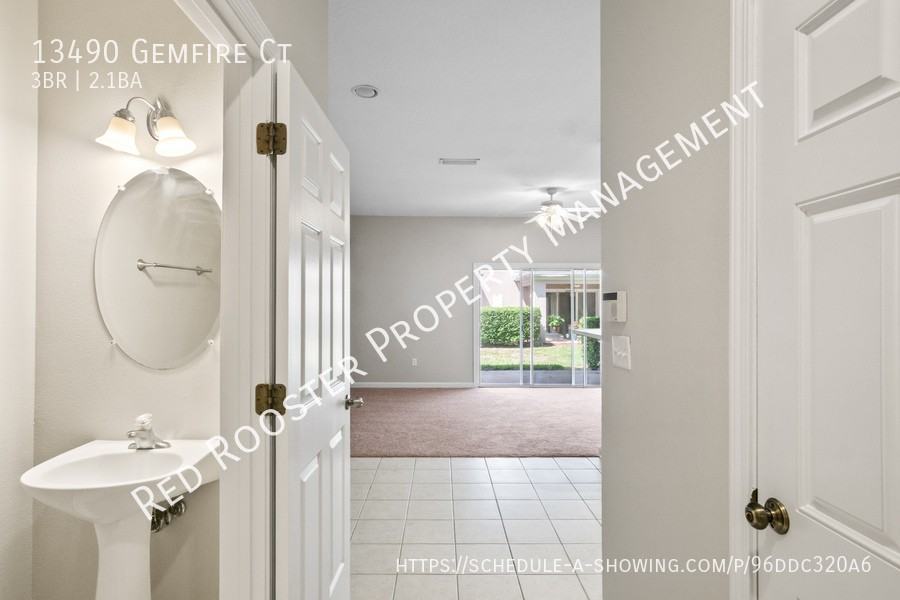 13490 Gemfire Ct - Photo 5 of 20