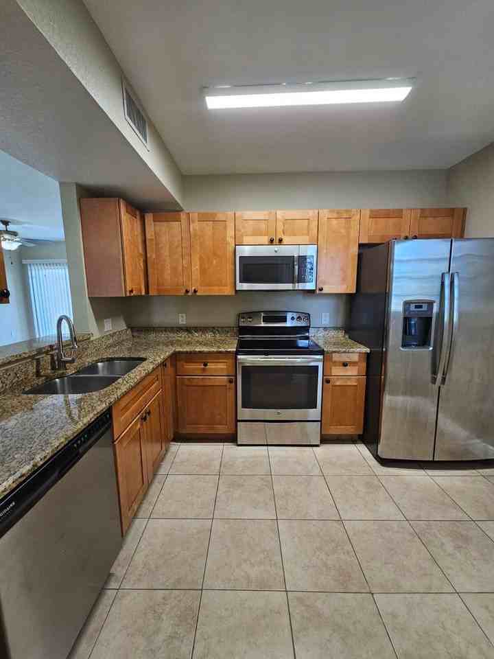 1049 Golden Lakes Blvd #115 - Photo 4 of 18