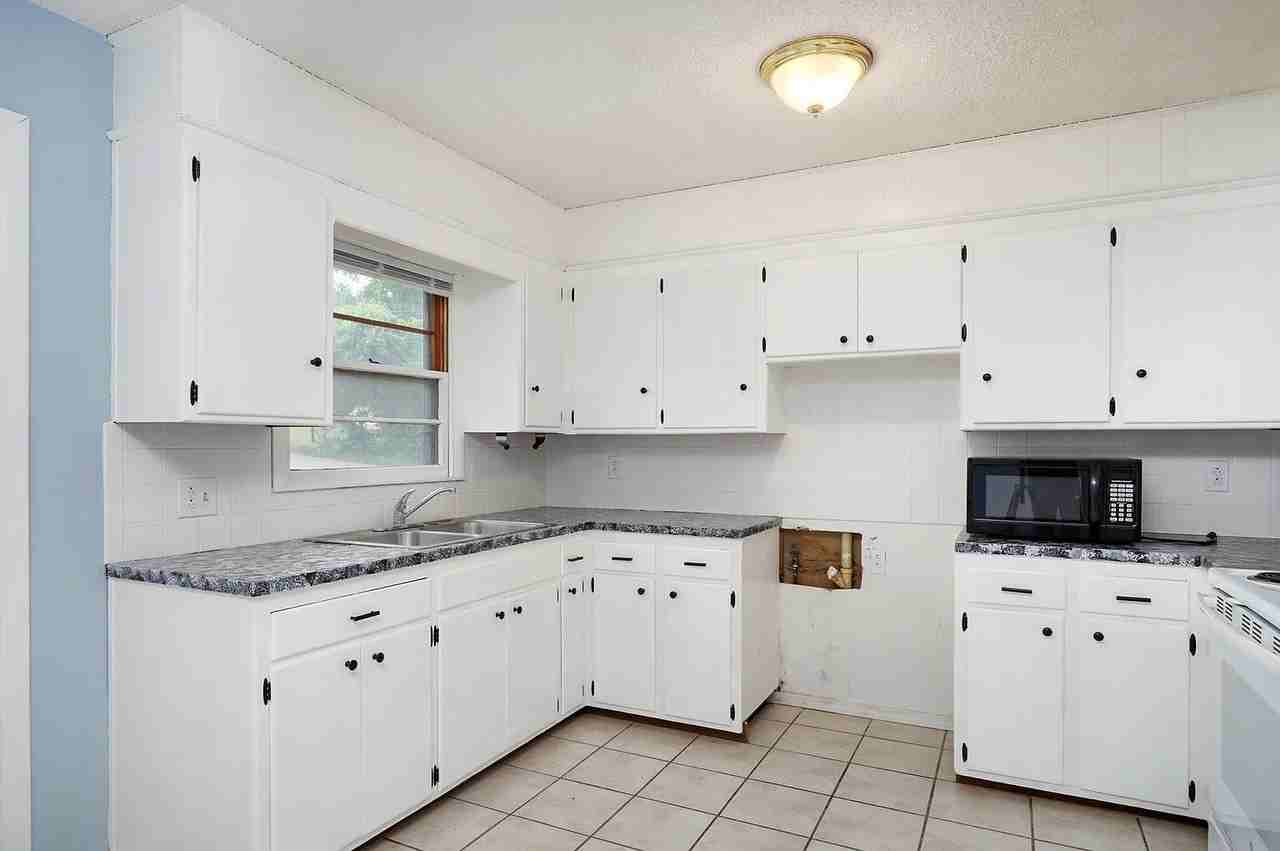 1010 W Lakewood St #NA - Photo 5 of 20