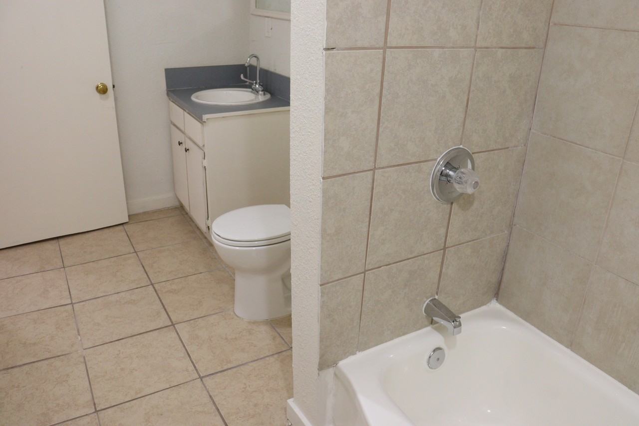 4011 Coolidge St #NA - Photo 5 of 15