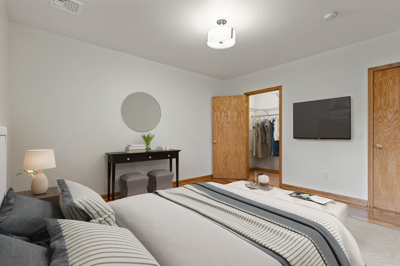 73 Essex Ave #2 - Photo 7 of 10
