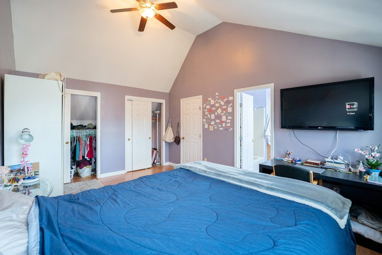 3 Raymond St #3D - Photo 4 of 15