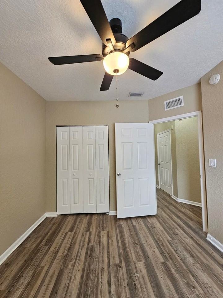 1063 Golden Lakes Blvd #322 - Photo 3 of 20