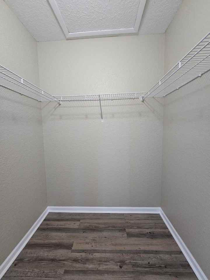 1063 Golden Lakes Blvd #322 - Photo 6 of 20