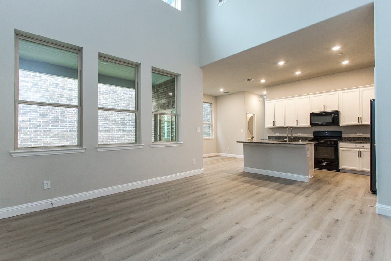 7504 Palisades Dr #NA - Photo 3 of 21
