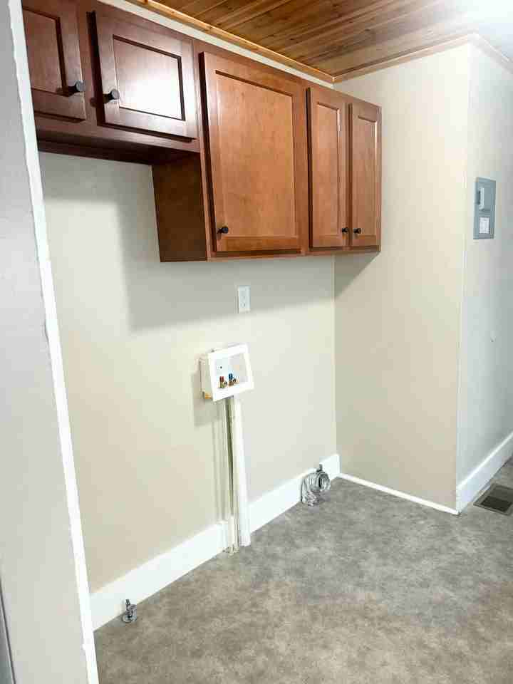 937 Center Way Sw #NA - Photo 6 of 13