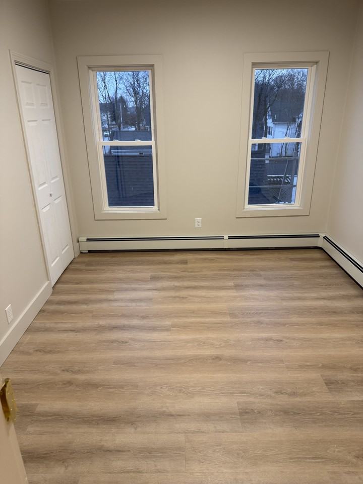 Pine St #5 - Photo 7 of 10
