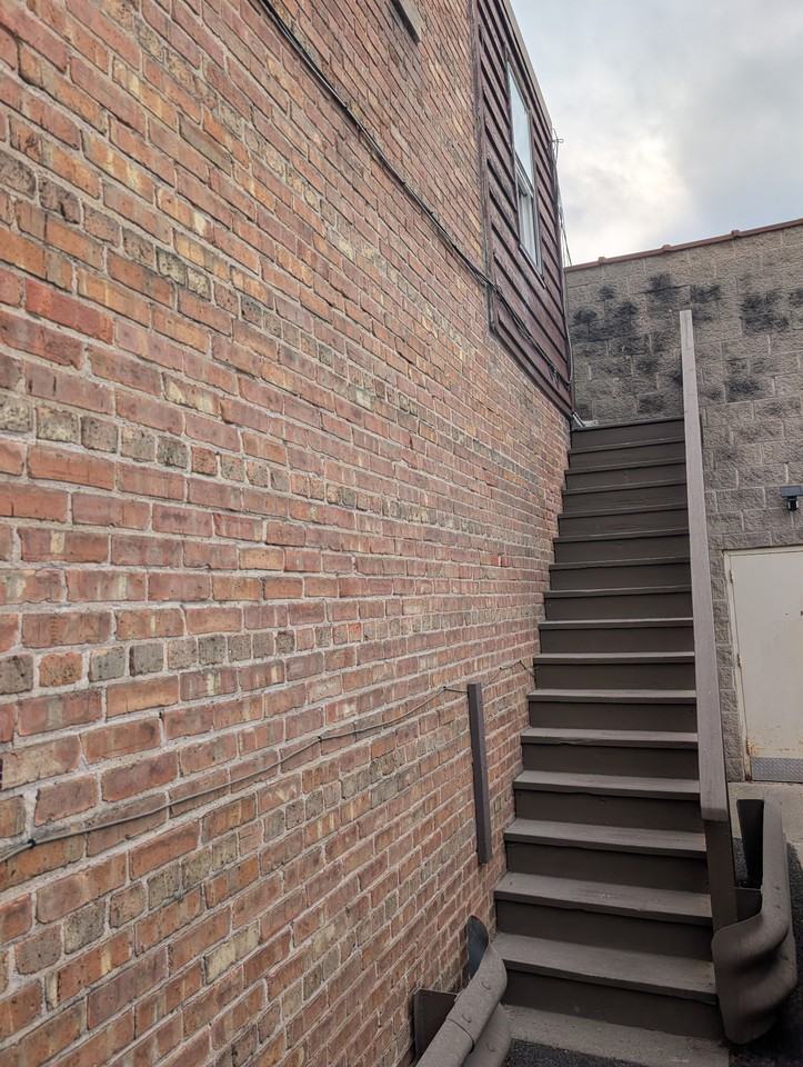 4444 Lawndale Ave #B - Photo 4 of 15