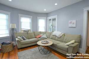 featured image of 18 Hunnewell Ave #2