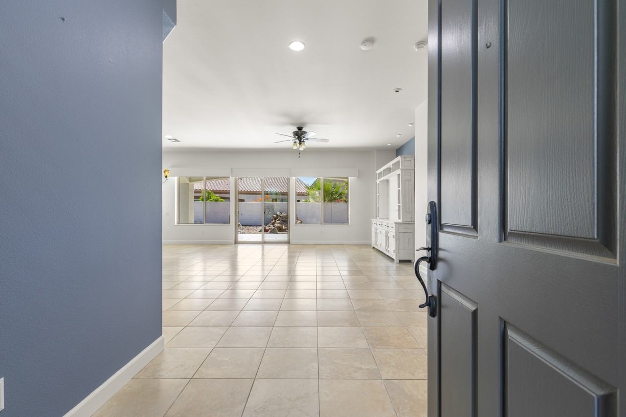 40378 Corte San Carlos #NA - Photo 5 of 44