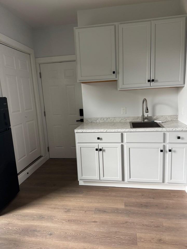 540 Centre St #21 - Photo 6 of 21