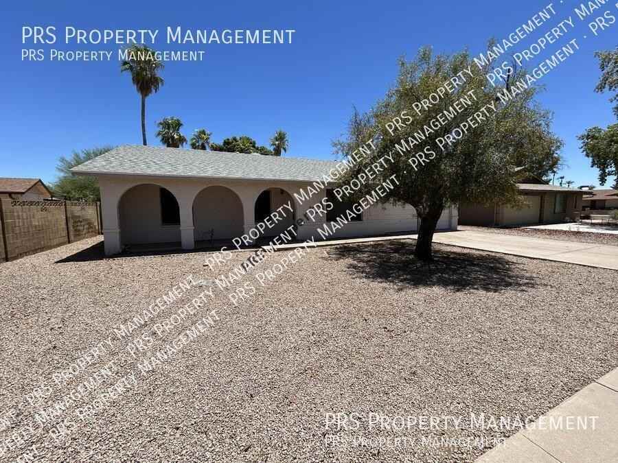 5309 S River Dr - Photo 2 of 23