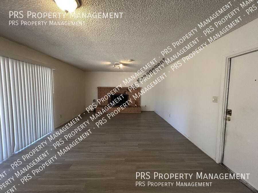 5309 S River Dr - Photo 7 of 23