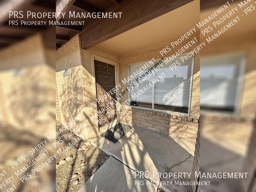 3226 N Sycamore Pl - Photo 4 of 41