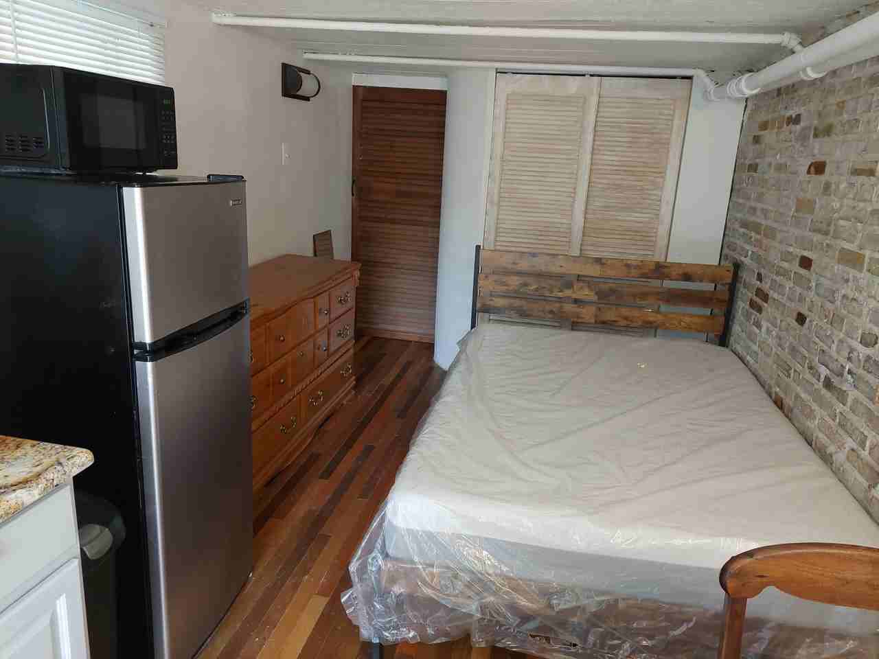 2711 E Northern Pkwy #NA - Photo 4 of 9