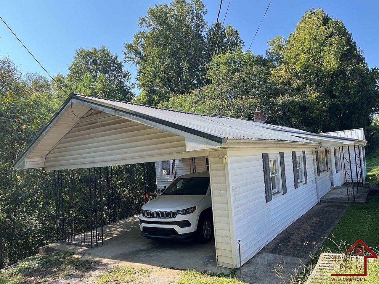 114 Knowles St - Photo 3 of 19
