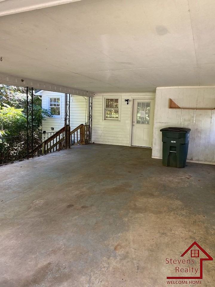 114 Knowles St - Photo 7 of 19