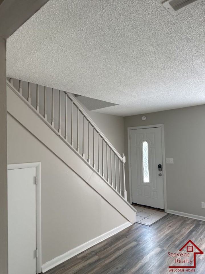 4131 Wilkesview Dr - Photo 5 of 14