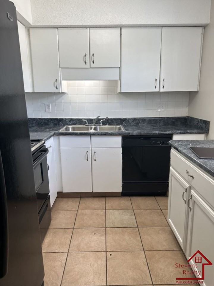 4131 Wilkesview Dr - Photo 6 of 14