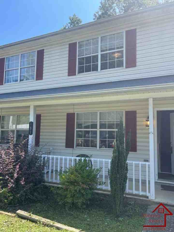 181 East Ave #2 - Photo 2 of 12