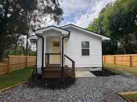 featured image of 549 N Peter St