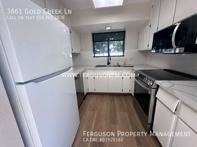 3661 Gold Creek Ln - Photo 4 of 14