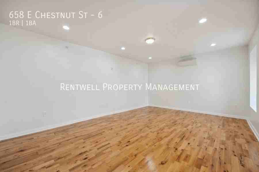 658 E Chestnut St #6 - Photo 5 of 16