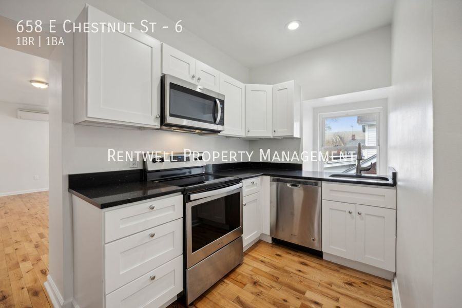 658 E Chestnut St #6 - Photo 6 of 16