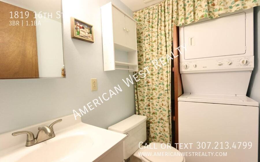 1819 16th St - Photo 6 of 10