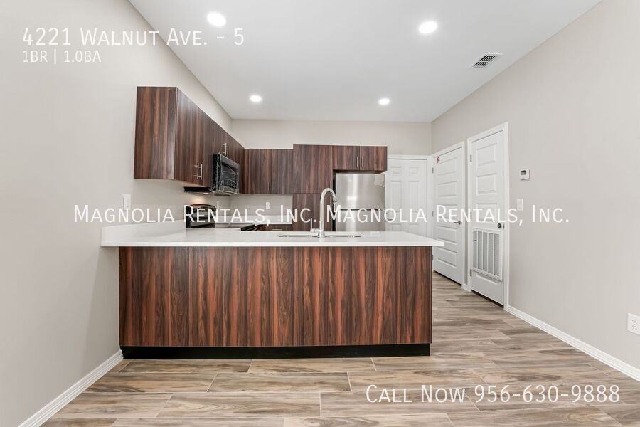 4221 Walnut Ave #5 - Photo 5 of 14