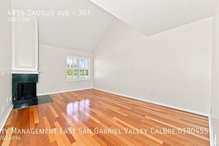 4415 Saugus Ave #307 - Photo 7 of 14
