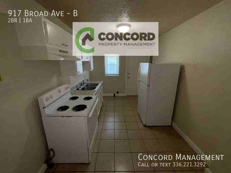 917 Broad Ave #B - Photo 5 of 13