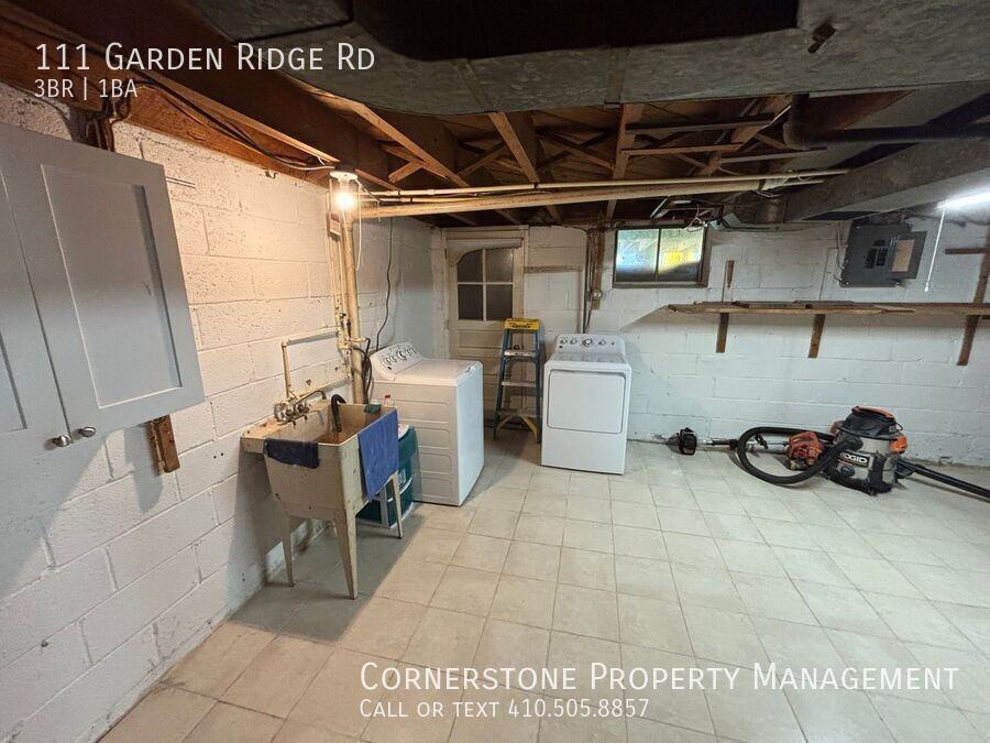 111 Garden Ridge Rd - Photo 4 of 11