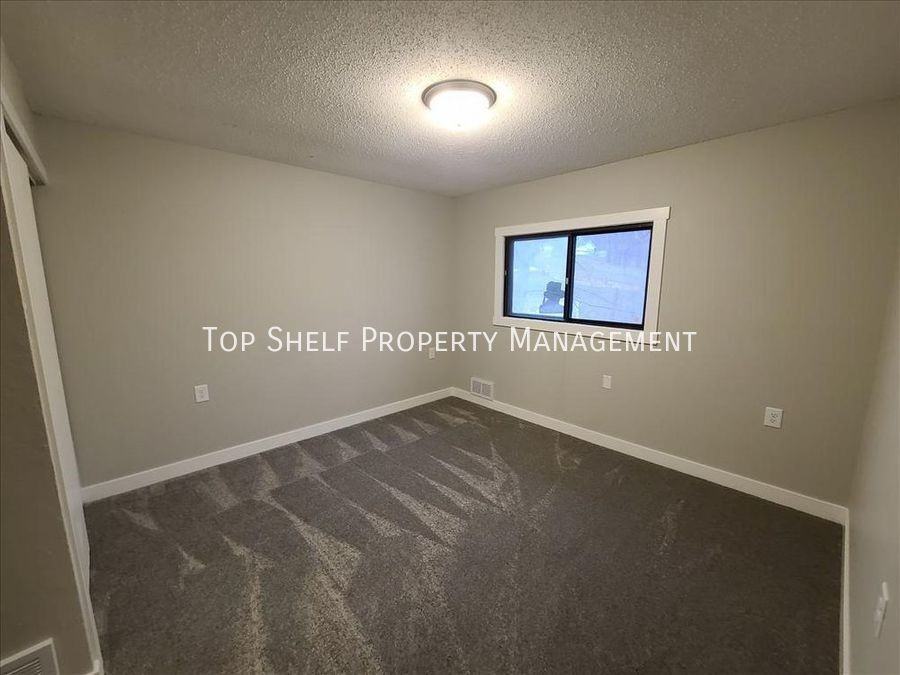 1322 Williams St - Photo 6 of 12