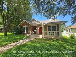 featured image of 4211 Mather