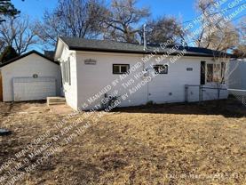 511 1/2 Swope Ave - Photo 1 of 1