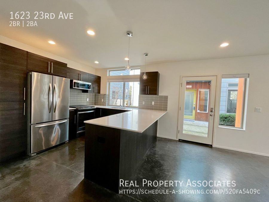 1623 23rd Ave - Photo 4 of 17