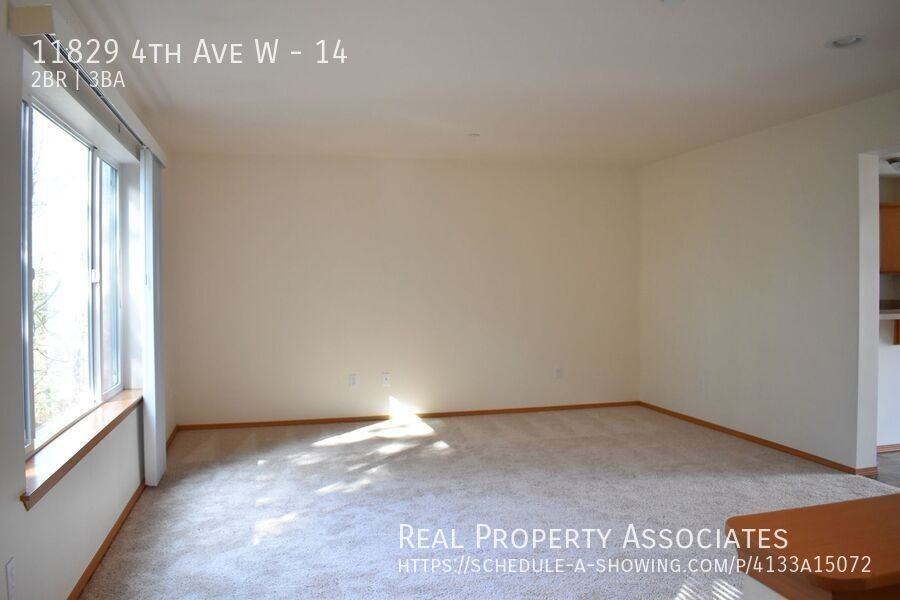 11829 4th Ave W #14 - Photo 3 of 20