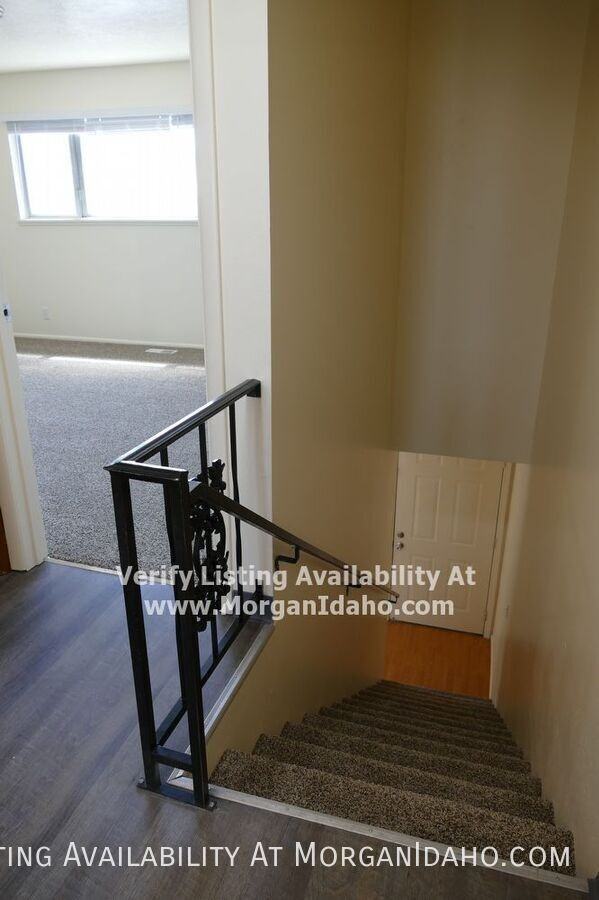591 S White Cloud Dr - Photo 7 of 11