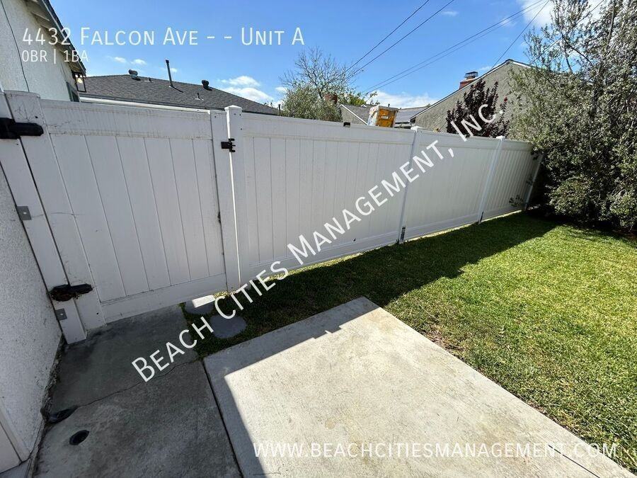 4432 Falcon Ave #A - Photo 3 of 19