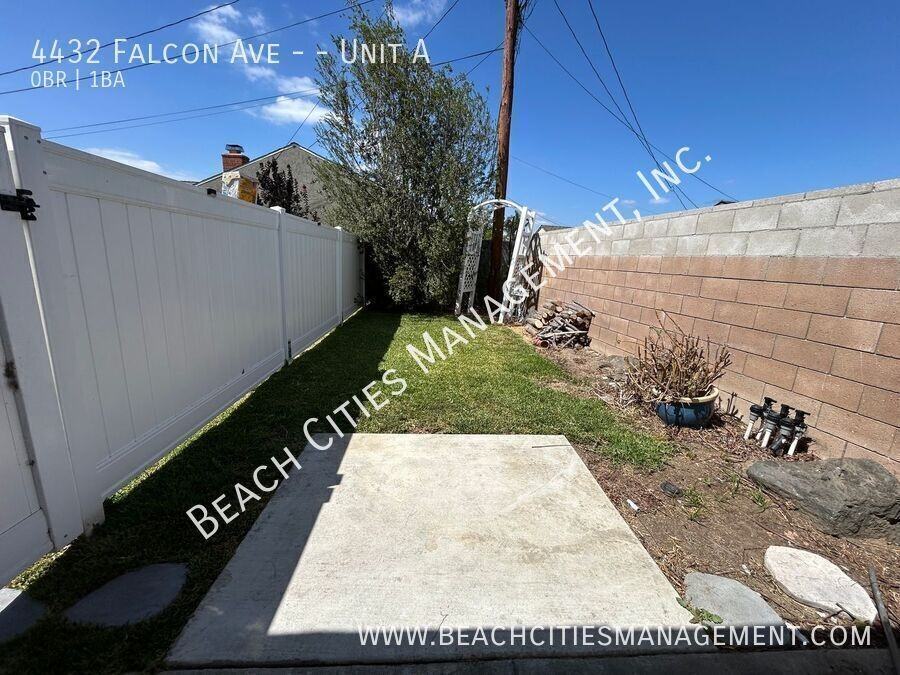 4432 Falcon Ave #A - Photo 4 of 19
