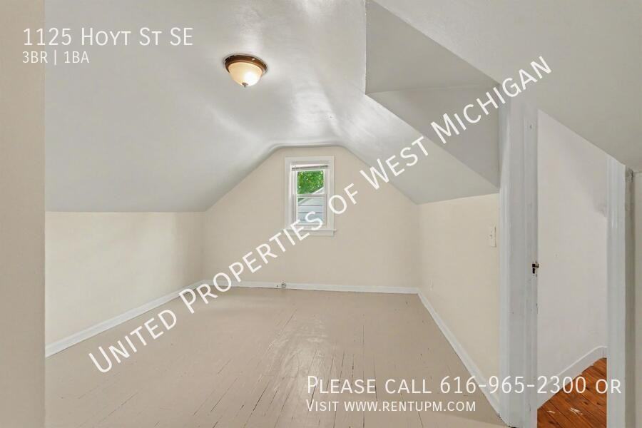 1125 Hoyt St Se - Photo 6 of 16