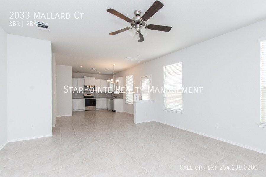 2033 Mallard Ct - Photo 4 of 27