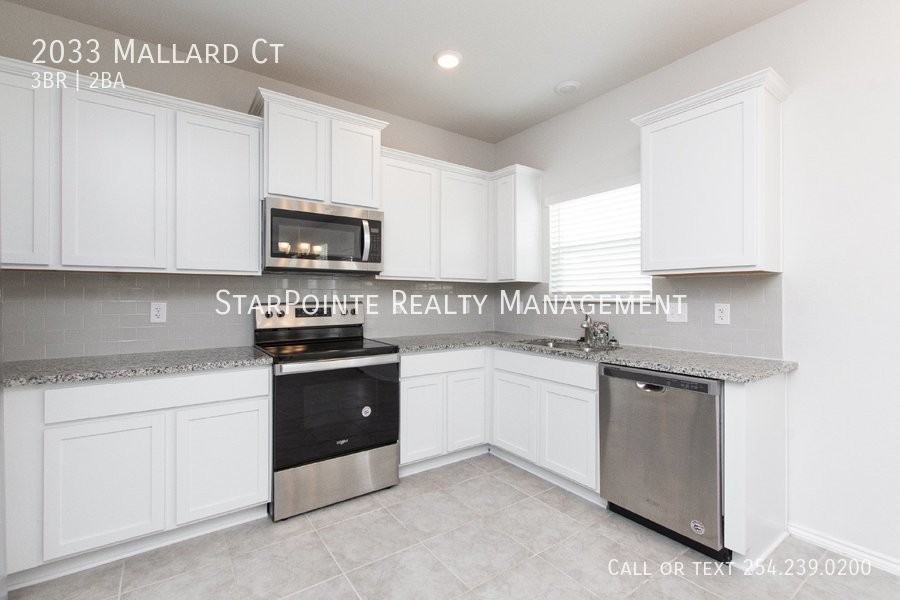 2033 Mallard Ct - Photo 6 of 27