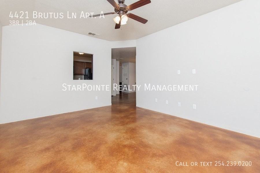 4421 Brutus Ln Apt A - Photo 3 of 20