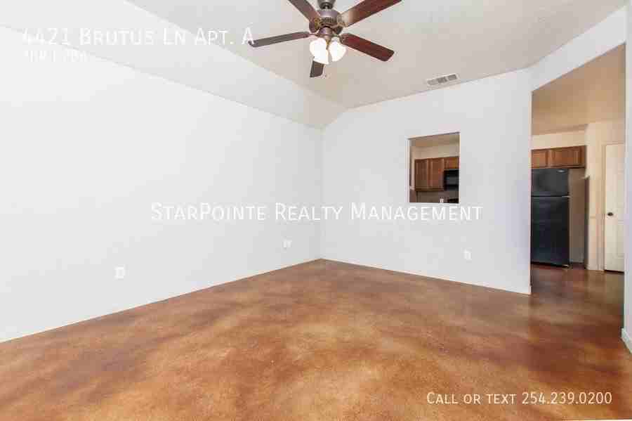 4421 Brutus Ln Apt A - Photo 4 of 20