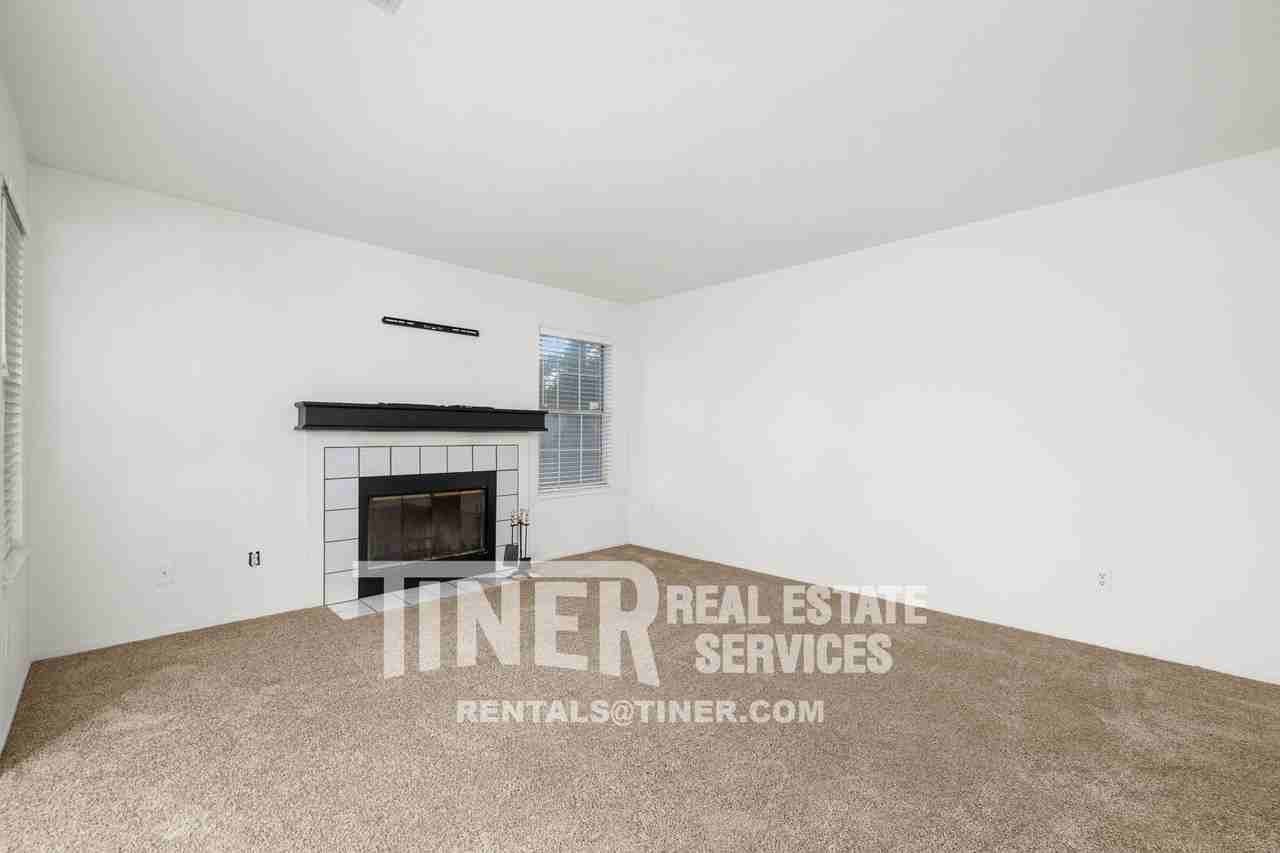 4116 Alex Ln - Photo 6 of 28